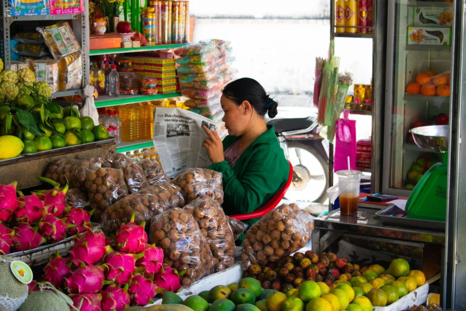 Tại Cửa Hàng Việt Thương
